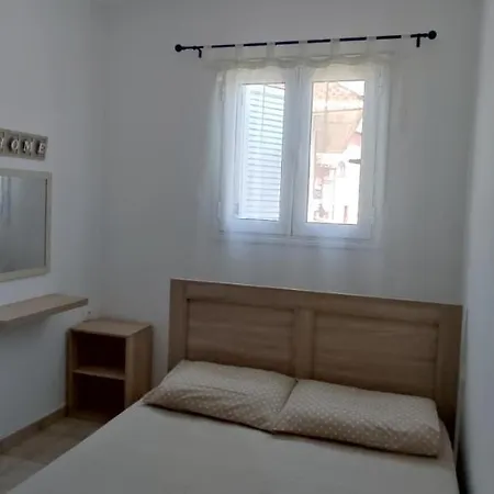 Apartamento Kassiani 3 *